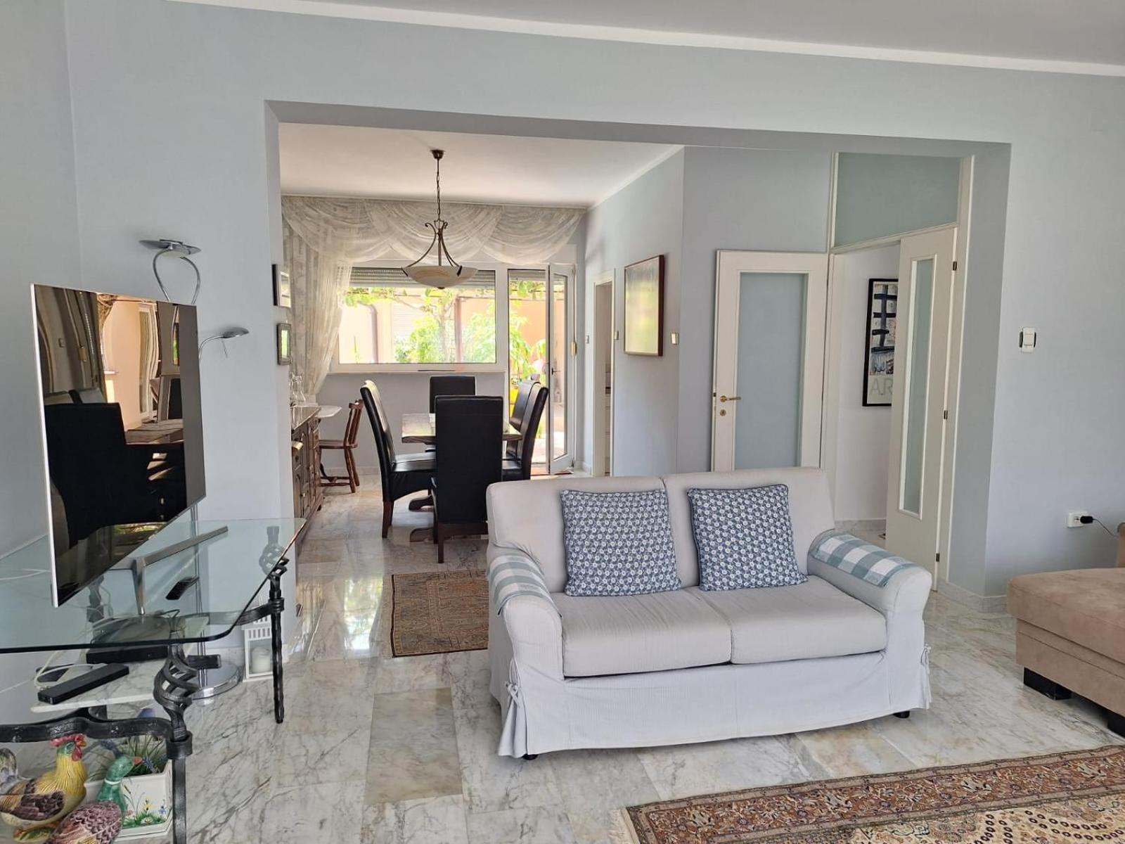 Villa Kamelija 法扎纳 外观 照片